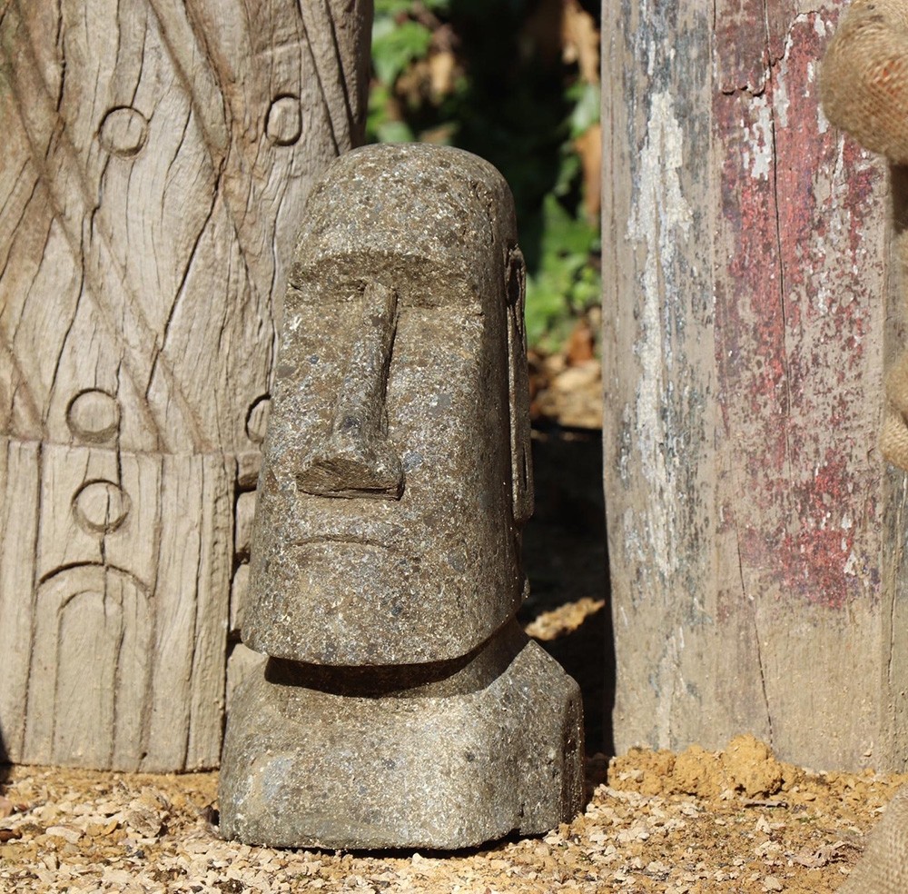 Fragiel Beenmerg ik betwijfel het Moai, beeld van een Paaseiland hoofd.